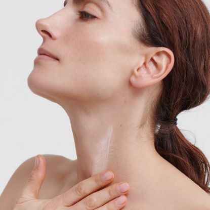 Regenerating Neck and Décolleté Cream