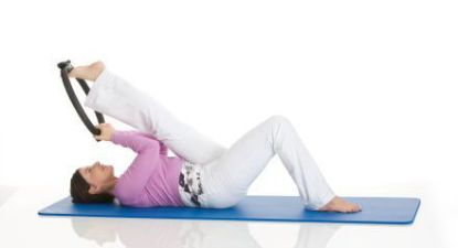 Kombi Set Pilates Foamroller Premium 90cm lila und Pilates Circle Premium